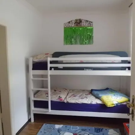 Im Haus Sonnenschein Beim Senftenberger * Hosena