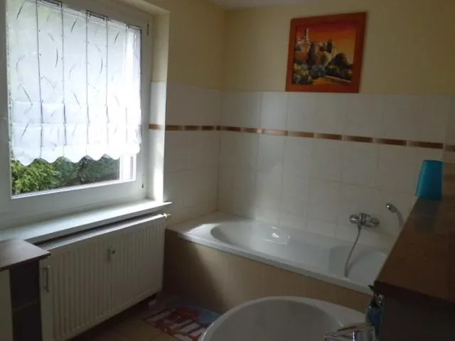 Im Haus Sonnenschein Beim Senftenberger Hosena